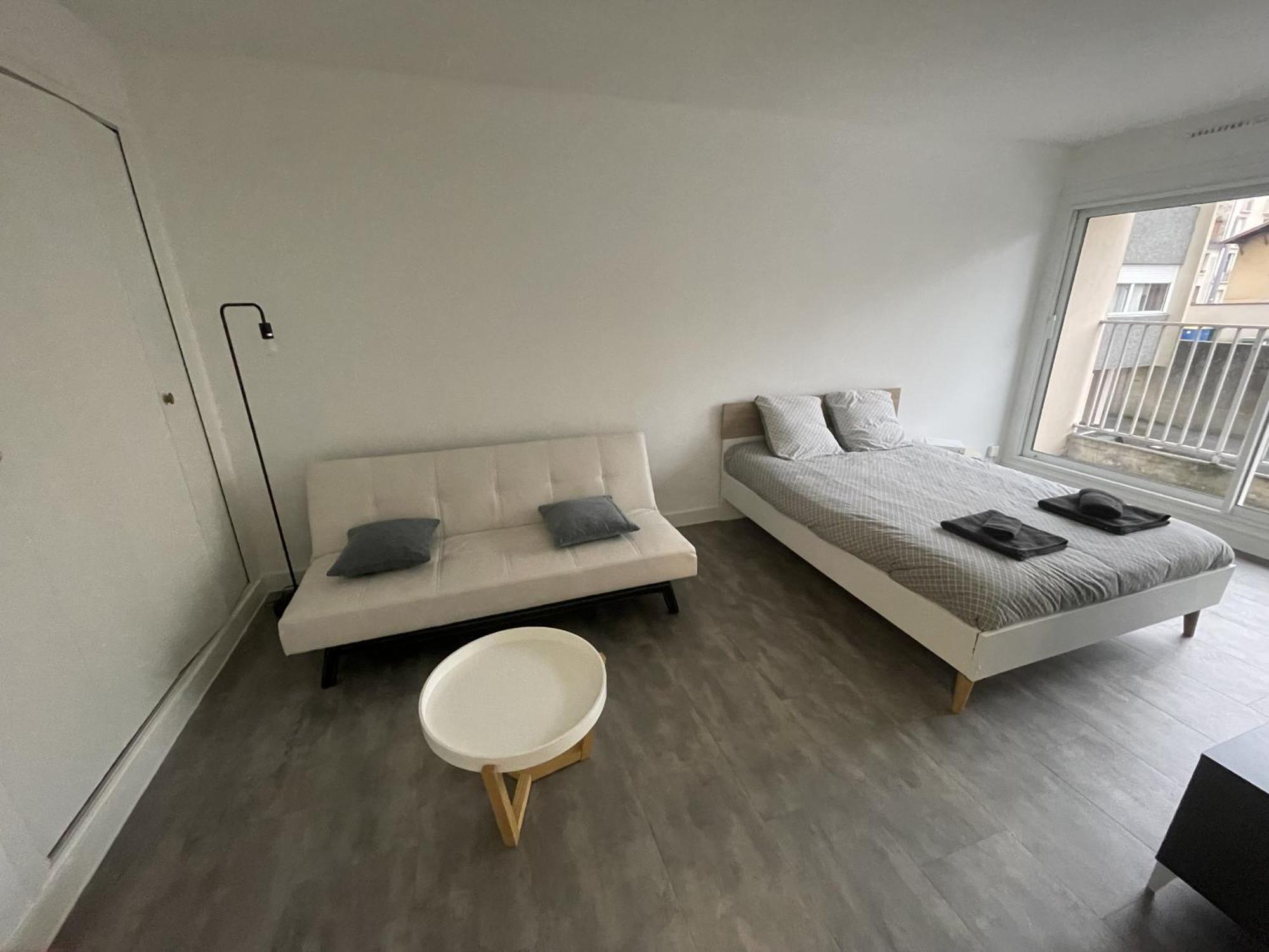 Logement Neuf A Proximite Du Centre Ville Avec Parking Limoges Eksteriør bilde